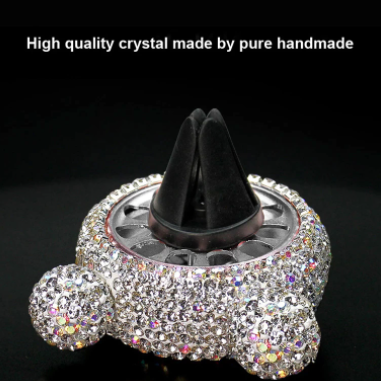 Creative Bling Crystal Diamond Cartoon Car Air Freshener Outlet Vent Clip Car Perfume Solid Diffuser Car Accessories for Girls